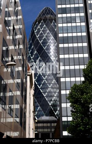 The Gherking amongst other highrise buildings in London Stock Photo