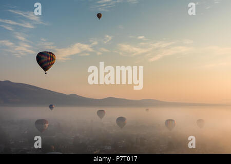 Hot-air balloon ride over Teotihuacan Stock Photo