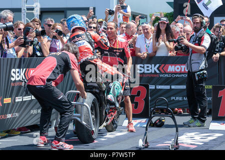 Misano, Italy. 08th July, 2018. Marco Melandri, ITA, Ducati Panigale R, Aruba.it Racing. 8th July, 2018. Ducati, action during the WorldSBK Race 2 of the Pirelli Riviera Di Rimini Round on July 8 2018 at Misano World Circuit 'Marco Simoncelli'', Italy Credit: Dario Dominin/AFP7/ZUMA Wire/Alamy Live News Credit: ZUMA Press, Inc./Alamy Live News Stock Photo