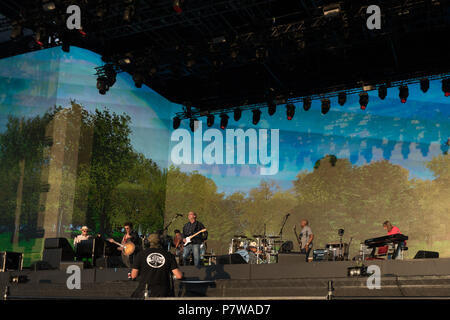 London, UK. 8 July 2018. Eric Clapton performing live on the Great Oak stage at the 2018 British Summer Time Festival in Hyde Park in London. Photo date: Sunday, July 8, 2018. Photo: Roger Garfield/Alamy Stock Photo