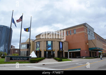 GRAND RAPIDS, MI / USA - OCTOBER 15, 2017:  The Van Andel Museum, shown here, includes a planetarium and a carousel. Stock Photo