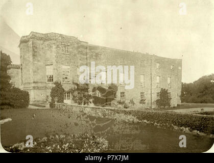 Gilling Castle (now preparatory school for Ampleforth College) at Gilling East, North Yorkshire, England. before 1939 173 Gilling Castle before1939 Stock Photo