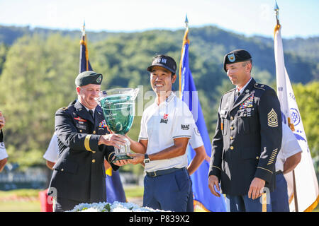 White Sulphur Springs, WV, USA. 8th May, 2018. Kevin Na wins the A Military Tribute at The Greenbrier finishing 19 under par in White Sulphur Springs, WV. Jonathan Huff/CSM/Alamy Live News Stock Photo