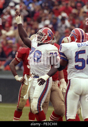 Buffalo Bills retire former Va. tech Hokie Bruce Smith's No. 78