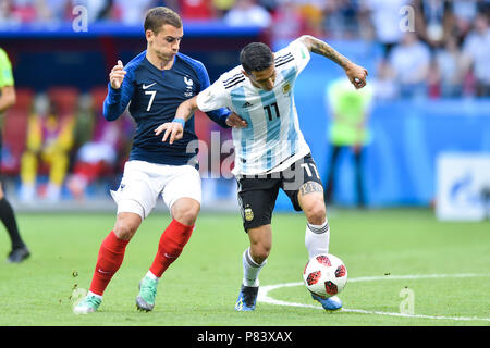 Antoine Griezmann of France competes with Angel Di Maria of Argentina  during the 2018 FIFA World Cup Russia Round of 16 match between France and Argentina at Kazan Arena on June 30, 2018 in Kazan, Russia. (Photo by Lukasz Laskowski/PressFocus/MB Media) Stock Photo