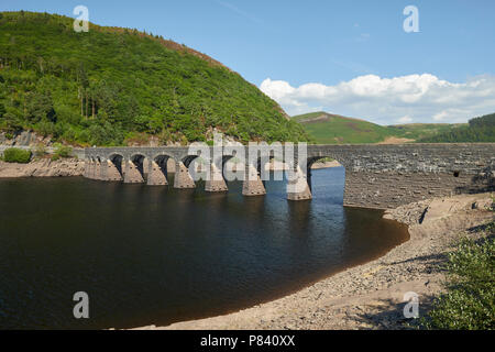 Garreg Ddu Dam Elan Valley Rhayader Powys Wales UK Stock Photo
