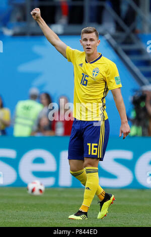 SAINT PETERSBURG, RUSSIA - JULY 3: Emil Krafth of Sweden national team celebrates victory during the 2018 FIFA World Cup Russia Round of 16 match between Sweden and Switzerland at Saint Petersburg Stadium on July 3, 2018 in Saint Petersburg, Russia. (MB Media) Stock Photo