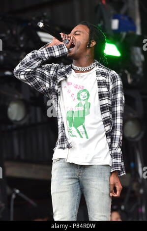 Texas, USA. 09th Nov, 2019. Playboi Carti performs during the second annual  Astroworld Festival at NRG Park on November 9, 2019 in Houston, Texas.  Credit: MediaPunch Inc/Alamy Live News Stock Photo - Alamy