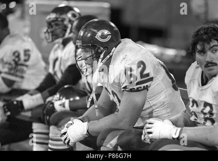 San Francisco, California, USA. 14th Dec, 1987. San Francisco 49ers vs Chicago  Bears at Candlestick Park Monday, December 14, 1987. 49ers Beat Bears 41-0. Chicago  Bears Defensive End Dan Hampton (99) pressures