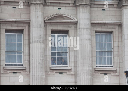 London UK. 10th July 2018.  Prince George ad Princess Charlotte  watch the flypast from the window of Buckingham Palace after the service of commemoration celebrating the Royal Air Force centenary Credit: amer ghazzal/Alamy Live News Stock Photo