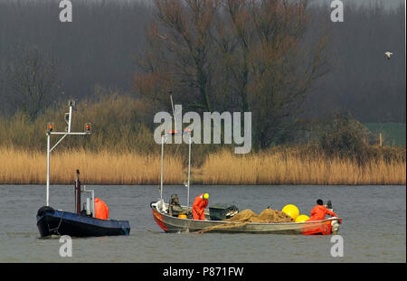 Visserij op de Nieuwe Merwede; Fishermen on the Nieuwe Merwede Stock Photo