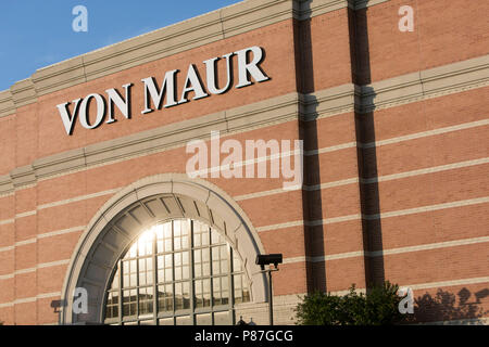 A logo sign outside of a Von Maur, Inc., retail store in Omaha, Nebraska on  June 29, 2018 Stock Photo - Alamy
