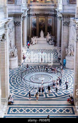 FOUCAULT S PENDULUM INTERIOR VIEW OF THE PANTHEON PARIS Stock Photo - Alamy