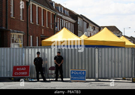 Police officers on duty in Rollestone Street, Salisbury, Wiltshire as the investigation into the death of Dawn Sturgess, who died after being exposed to nerve agent novichok, continues. Stock Photo