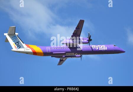 Flybe Bombardier Dash 8 Q400 climbing out of Ireland West Knock to Edinburgh Stock Photo