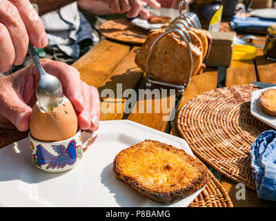 Toast and toast rack Stock Photo - Alamy