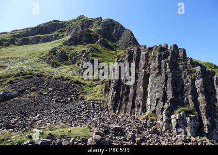 The Giants Causeway and overlooking cliffs, County Antrim, Northern Ireland Stock Photo