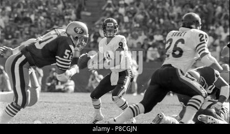 1985 chicago bears football hi-res stock photography and images - Alamy