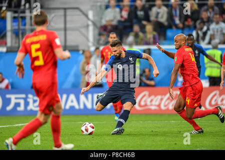 St. 10th July, 2018. Olivier Giroud of France shooting on goal at St. Petersbourg Stadium during the semi finals between France and Belgium during the 2018 World Cup. Ulrik Pedersen/CSM/Alamy Live News Stock Photo