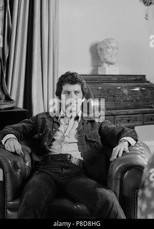 Fear is the Key (1972) Barry Newman,     Date: 1972 Stock Photo