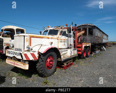 Chain Bridge Honey Farm, Horncliffe, Berwick-upon-Tweed. Vintage farm and transport vehicles exhibited by Stephen Robson. Stock Photo