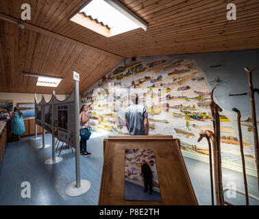 Chain Bridge Honey Farm, Horncliffe, Berwick-upon-Tweed. Mural painted by Tony Johnson in exhibition area. Stock Photo