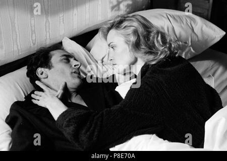 Frances (1982) Jessica Lange, Jeffrey DeMunn,     Date: 1982 Stock Photo