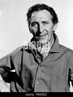 Frankenstein Created Woman (1967) Peter Cushing,     Date: 1967 Stock Photo