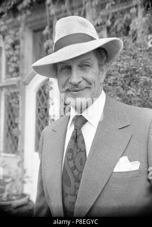 Madhouse (1974) Vincent Price,     Date: 1974 Stock Photo