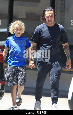 Pete Wentz and his son Bronx leave after having coffee in the Studio City neighbourhood of Los Angeles, California.  Featuring: Bronx Wentz, Pete Wentz Where: Los Angeles, California, United States When: 09 Jun 2018 Credit: WENN.com Stock Photo