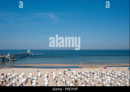 Beach with pier, Sellin, Rügen, Mecklenburg-Vorpommern, Deutschland, Europe Stock Photo