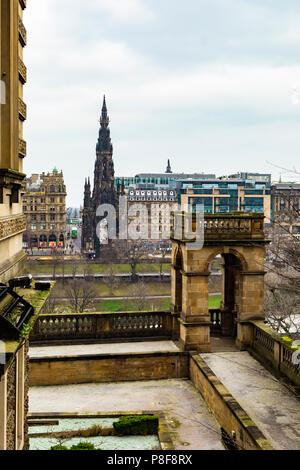 Edinburgh, United Kingdom - January 13, 2018: Street view of the city of Edinburgh in Scotland. Stock Photo