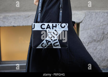 Milan February 21 Woman Louis Vuitton Stock Photo 1055312573