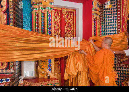 monk, preparation for songkran, Wat Bang Riang, buddhistic temple, Thap Put, Amphoe hap Put, Phang Nga province, Thailand, Asia Stock Photo
