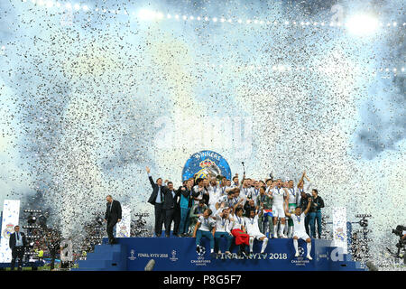 KYIV, UKRAINE - MAY 26, 2018: Players of Real Madrid celebrate with The UEFA Champions League trophy following their sides victory. Real Madrid - Live Stock Photo
