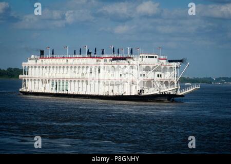 Diesel powered riverboat American Duchess on the Mississippi River at West Memphis Arkansas Stock Photo