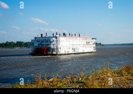 Diesel powered riverboat American Duchess on the Mississippi River at West Memphis Arkansas Stock Photo