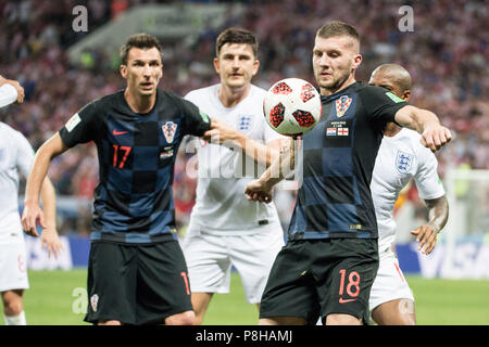 From left to right Mario MANDZUKIC (CRO), Harry MAGUIRE (ENG), Ante REBIC (CRO), Ashley YOUNG (ENG) in the fight for the ball, Action, Croatia (CRO) - England (ENG) 2: 1, Semifinals, Game 62, on 11.07.2018 in Moscow; Football World Cup 2018 in Russia from 14.06. - 15.07.2018. | Usage worldwide Stock Photo