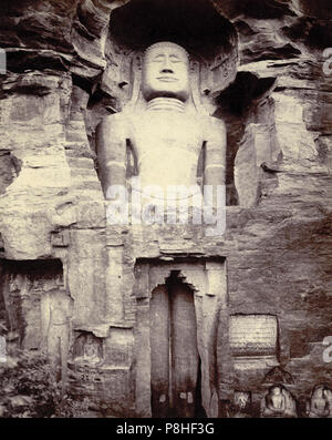 7th to 15th century Jain tirthankaras in Gwalior fort, Siddhachal caves Gopachal, 1895 photo. Stock Photo
