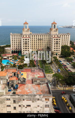 The historic Hotel Nacional de Cuba located on the MalecÃ³n in the middle of Vedado, Cuba Stock Photo