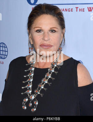 Hollywood, California, USA. 10th Apr, 2015. LAINIE KAZAN attends the 7th Annual Kat Kramer's Films That Change the World Presents ''Bhopal: A Prayer for Rain'' in Los Angeles. Credit: Billy Bennight/ZUMA Wire/Alamy Live News Stock Photo