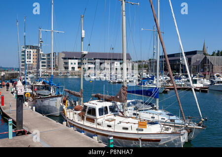 Victoria Dock Marina, Caernarfon, Gwynedd, Wales Stock Photo