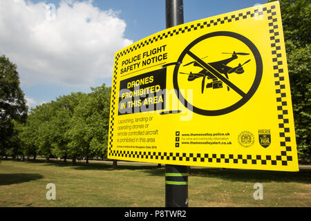 Windsor, UK. 13th July, 2018. A sign prohibiting the use of drones alongside the Long Walk in Windsor Great Park for the visit to the UK of US President Donald Trump to Windsor Castle to meet the Queen for afternoon tea. Credit: Mark Kerrison/Alamy Live News Stock Photo