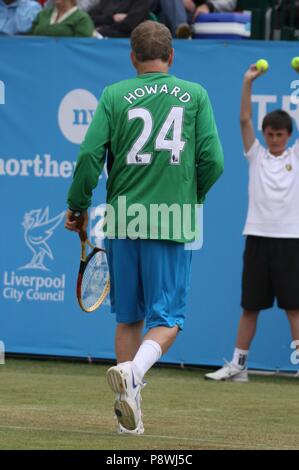 Liverpool ,Uk MARTINA HINGIS and John Mcenroe PLAYING AT LIVERPOOL TOURNAMENT credit Ian Fairbrother/Alamy Stock Photos Stock Photo