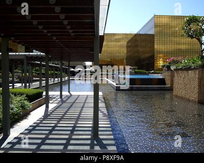 PARANAQUE, METRO MANILA, PHILIPPINES - JANUARY 17, 2017: Outdoor garden and architectural design of the City of Dreams Manila. Stock Photo