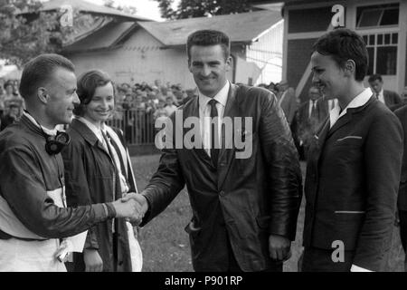 Dresden, ski jumper Helmut Recknagel with wife Eva-Maria in portrait ...