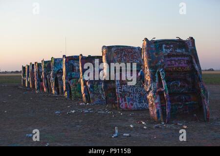 Once unique and iconic Cadillac ranch in Amarillo Texas is now a sad ...