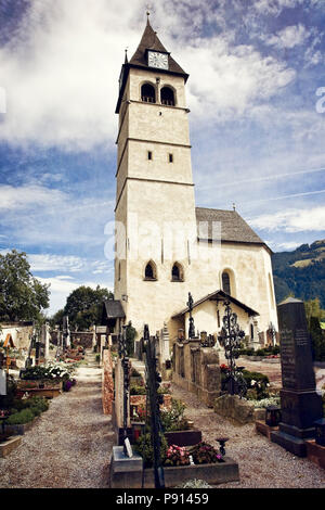 The parish church (Pfarrkirchie St. Andreas) built in 1435 - 1506 in Kitzbuhel, Austria. Stock Photo