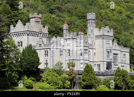 Kylemore Abbey is a Benedictine monastery founded in 1920 on the grounds of Kylemore Castle, in Connemara, County Galway, Ireland. Stock Photo