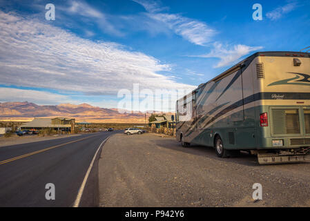 Luxury RV parked at the Stovepipe Wells way-station in Death Valley Stock Photo
